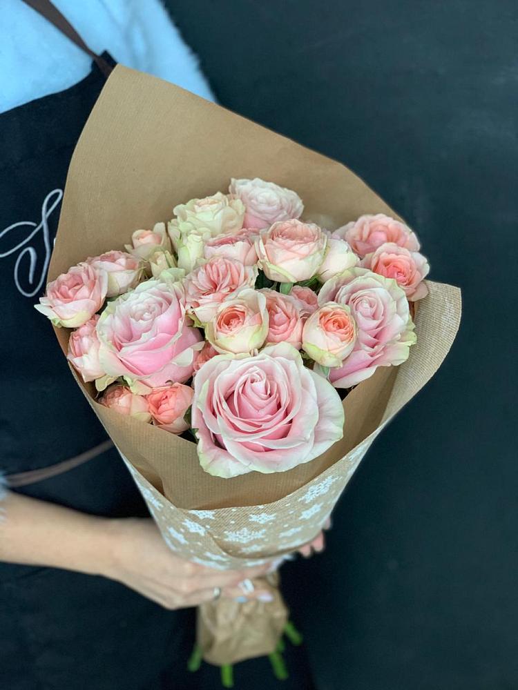 Букет цветов из: Хризантемы и Розы в Дедилово