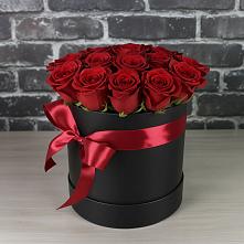 Цветочная композиция из Розы в шляпной коробке в Дедилово