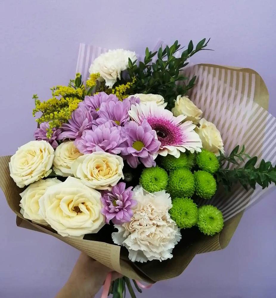 Букет цветов из: Хризантемы, Розы, Гвоздики и Герберы в Дедилово