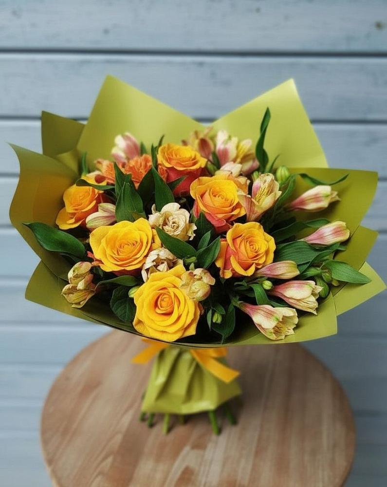 Букет цветов из: Альстромерии и Розы в Дедилово