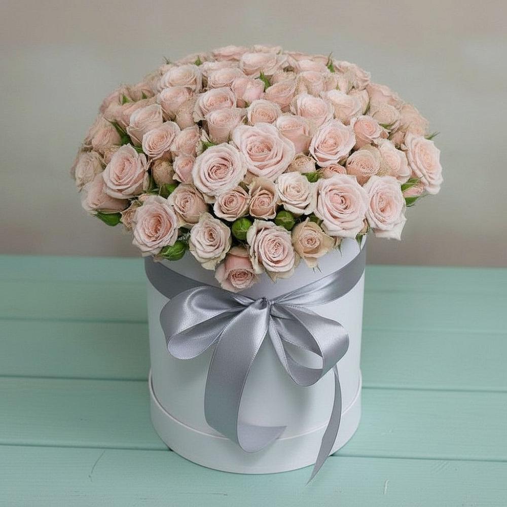 Цветочная композиция из Розы в шляпной коробке в Дедилово